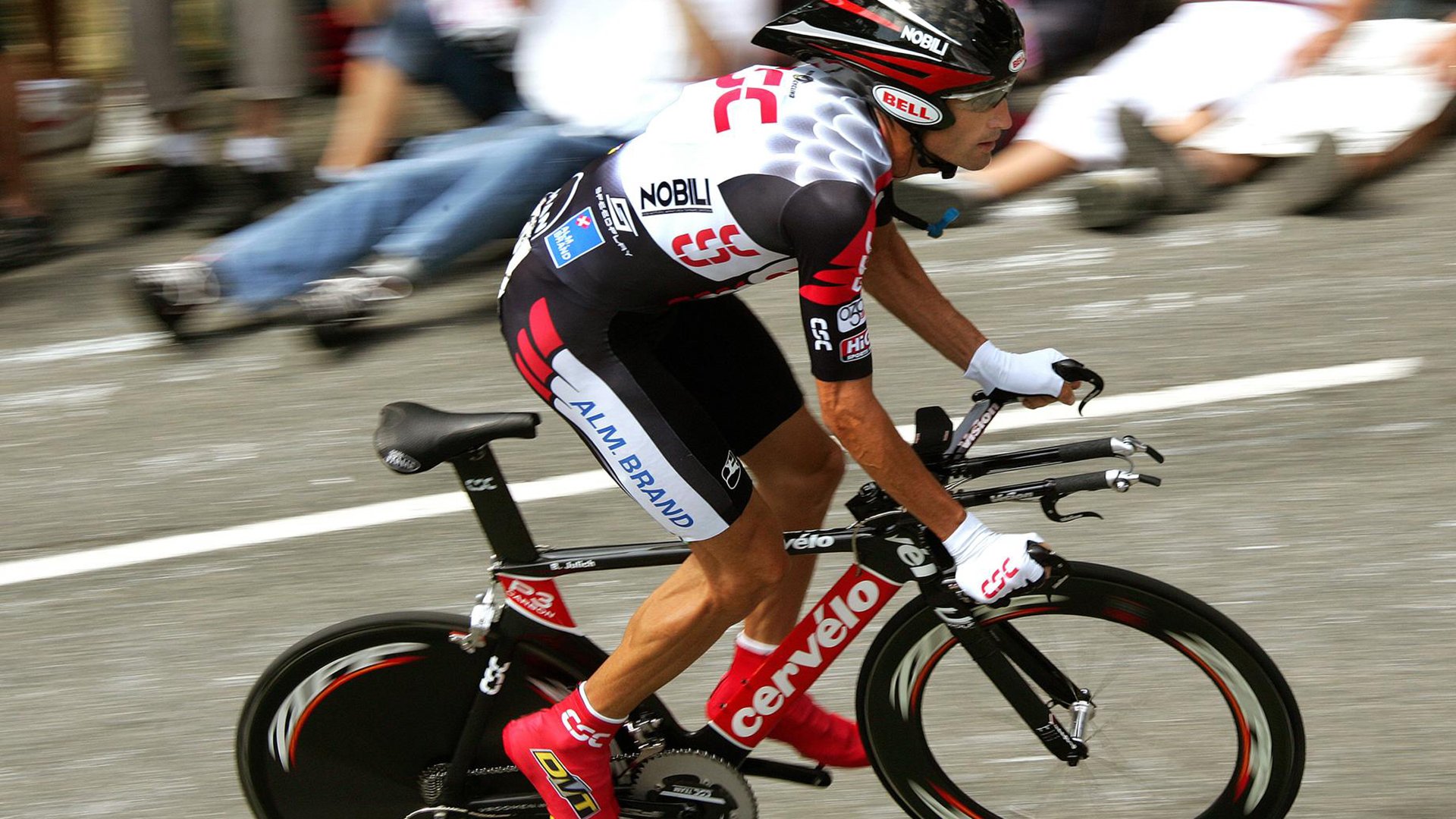 欧洲杯决战：最后一刻的英雄闪耀全场，欧洲杯决赛最后一场